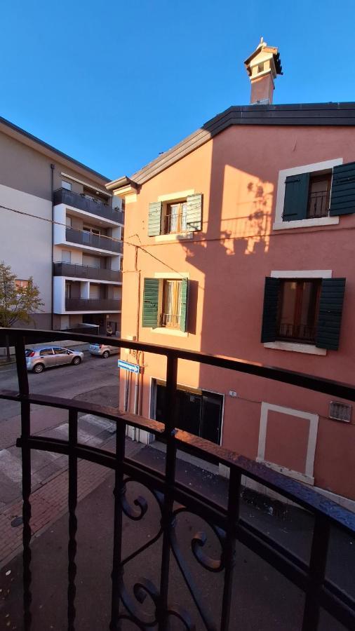 Civic153 - Al Glicine Apartments Werona Zewnętrze zdjęcie